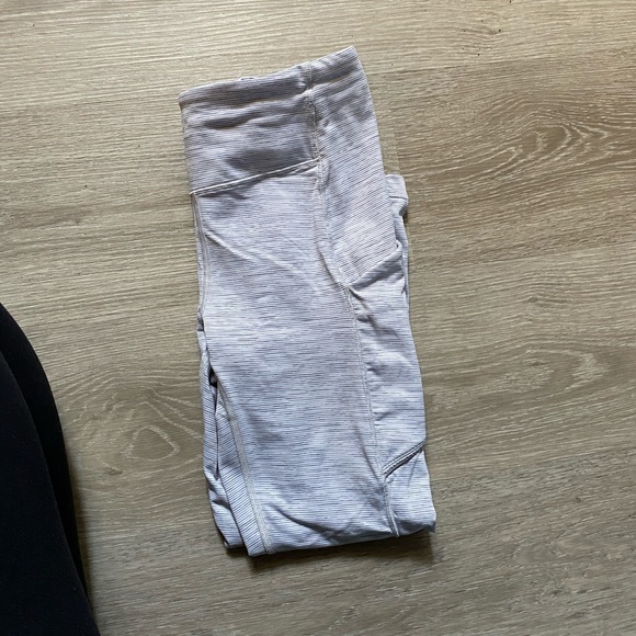 Lululemon Leggings - Picture 1 of 3